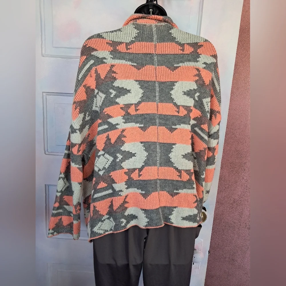 Blu Pepper Orange and Gray Geometric Cardigan - Picture 7 of 13
